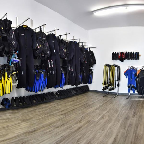 Škola ronjenja u Puli Hippocampus Ronilački Centar Istra